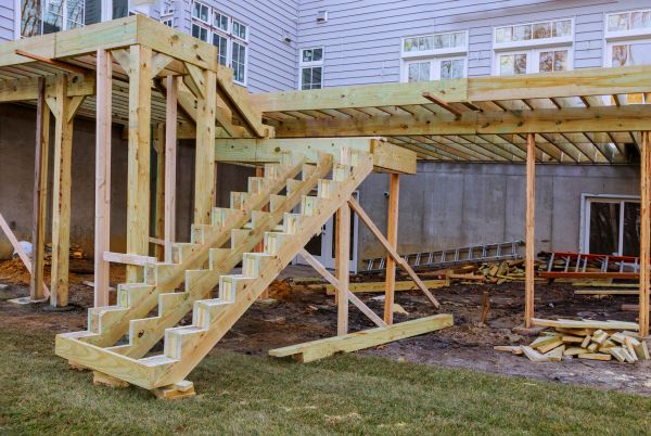 Cost of Outdoor Carpentry in Blue Springs