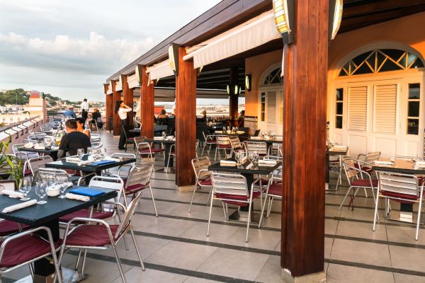 Cost of Commercial Deck Construction in Blue Springs